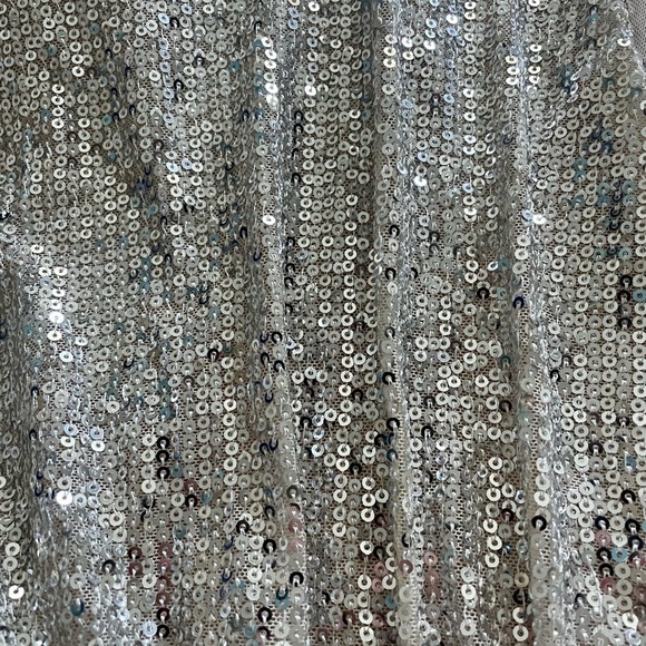 Venus deep V sequin dress - Picture 8 of 10